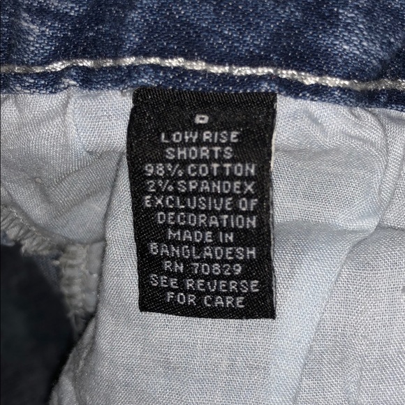 DENIM LOW RISE SHORTS - Picture 4 of 4